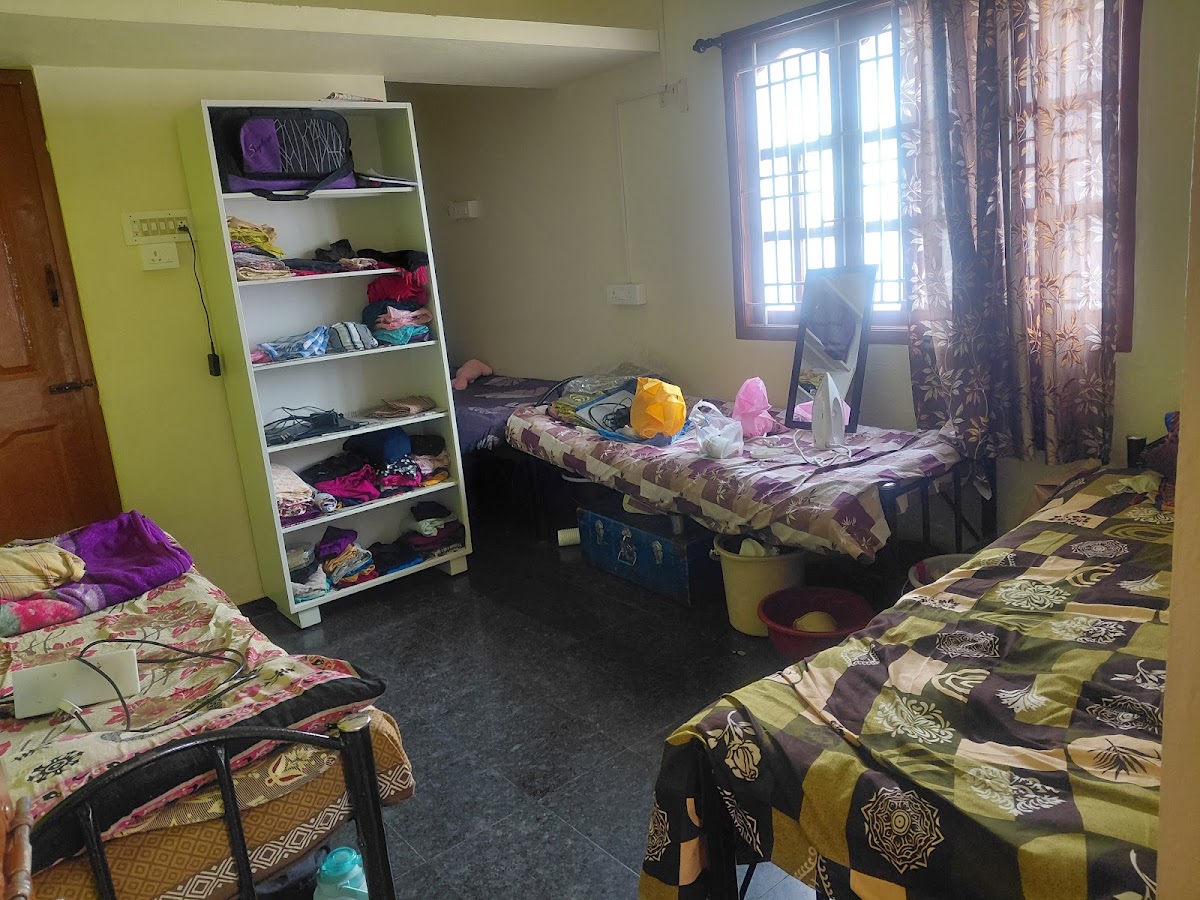 JR Home Stay ladies hostel – Girls PG in Coimbatore preview photo 2