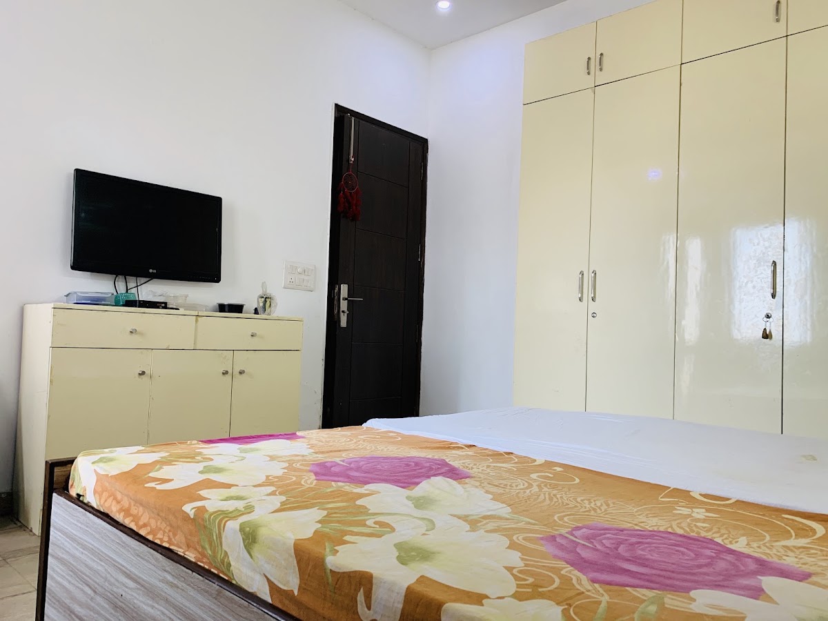 The Safehouse Girls PG – Girls PG in Gurugram preview photo 1