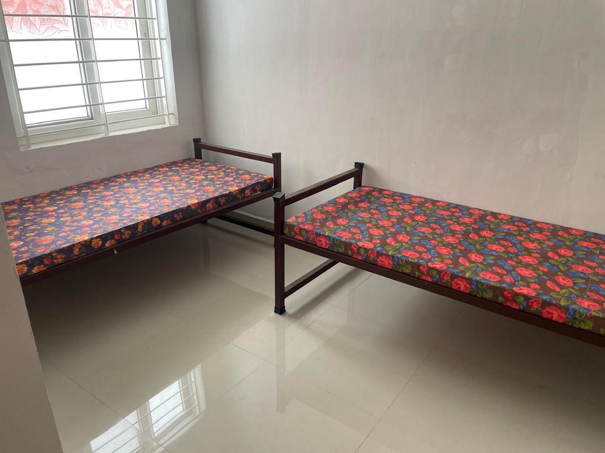 ANVIRA LADIES HOSTEL – Girls PG in Coimbatore preview photo 1