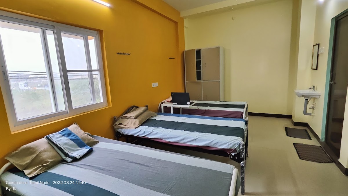 6Face CLASSIC Rooms Mens PG hostel preview 1