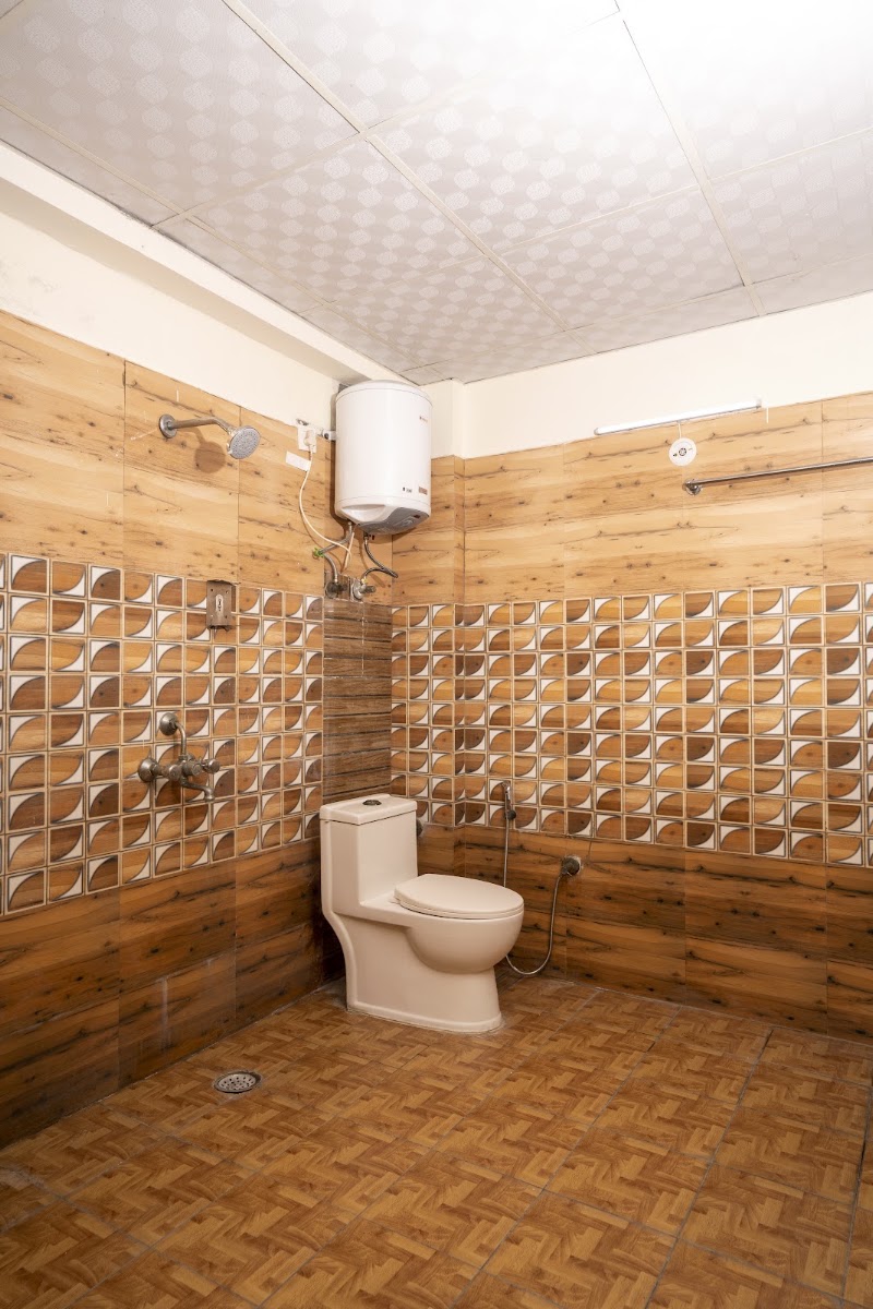 Your space Girls Hostel - Sector 62 RN 72, Noida preview 2