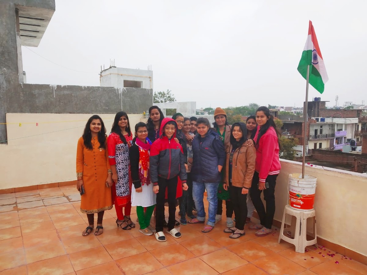 Ananya Girls Hostel – Girls PG in Kanpur preview photo 1
