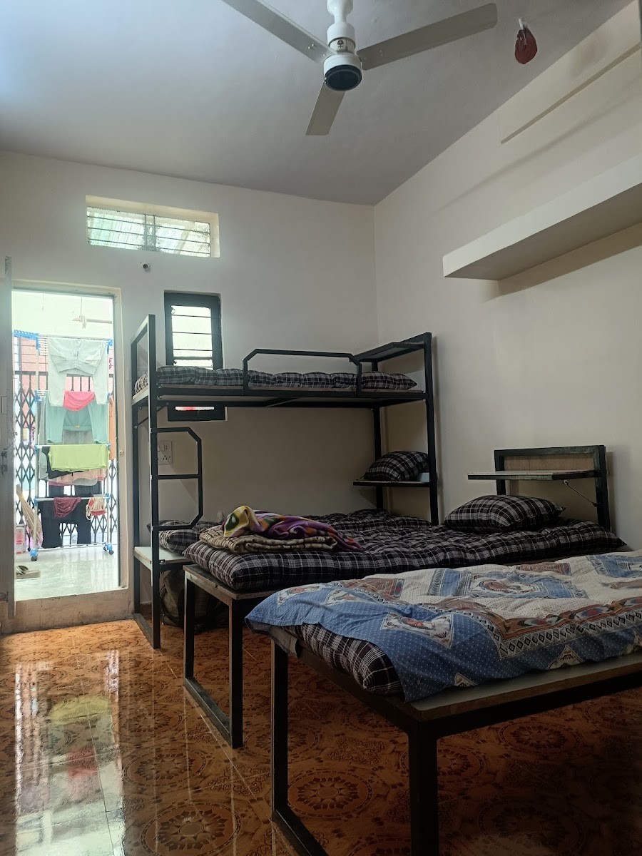 Vaishnav Girls Hostel – Girls PG in Nashik preview photo 1