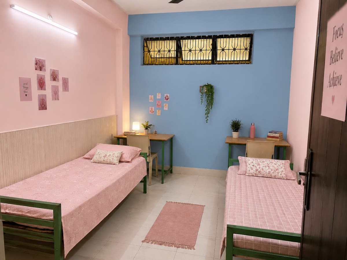 Simran Girls Hostel – Girls PG in Bhopal preview photo 1
