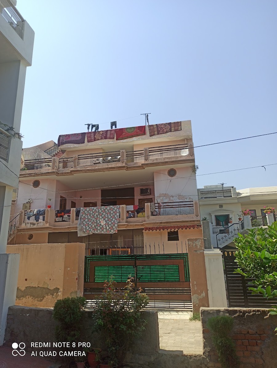 Kanwal PG & Hostel preview 2