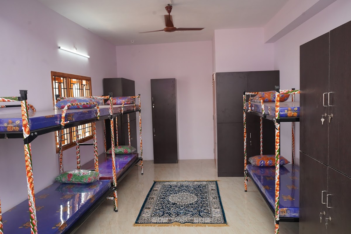 Cindrala ladies hostel – Girls PG in Tiruchirappalli preview photo 2