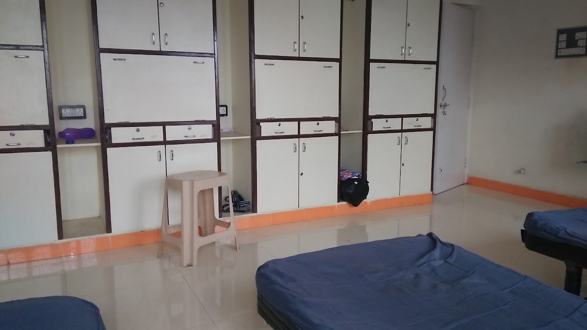 IVORY BOYS HOSTEL – Boys PG in Rajkot preview photo 1