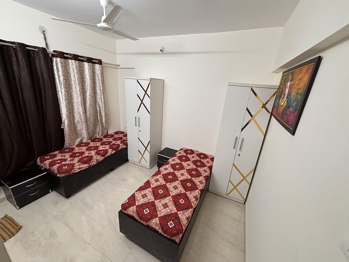 Om sai paying guest – Girls PG in Mumbai preview photo 1