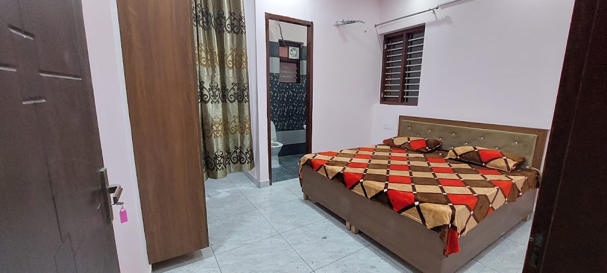 Adi Homes PG for Girls preview 1