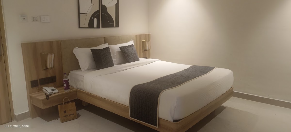 A&A MEN'S HOSTEL TRIVANDRUM – Boys PG in Thiruvananthapuram preview photo 1