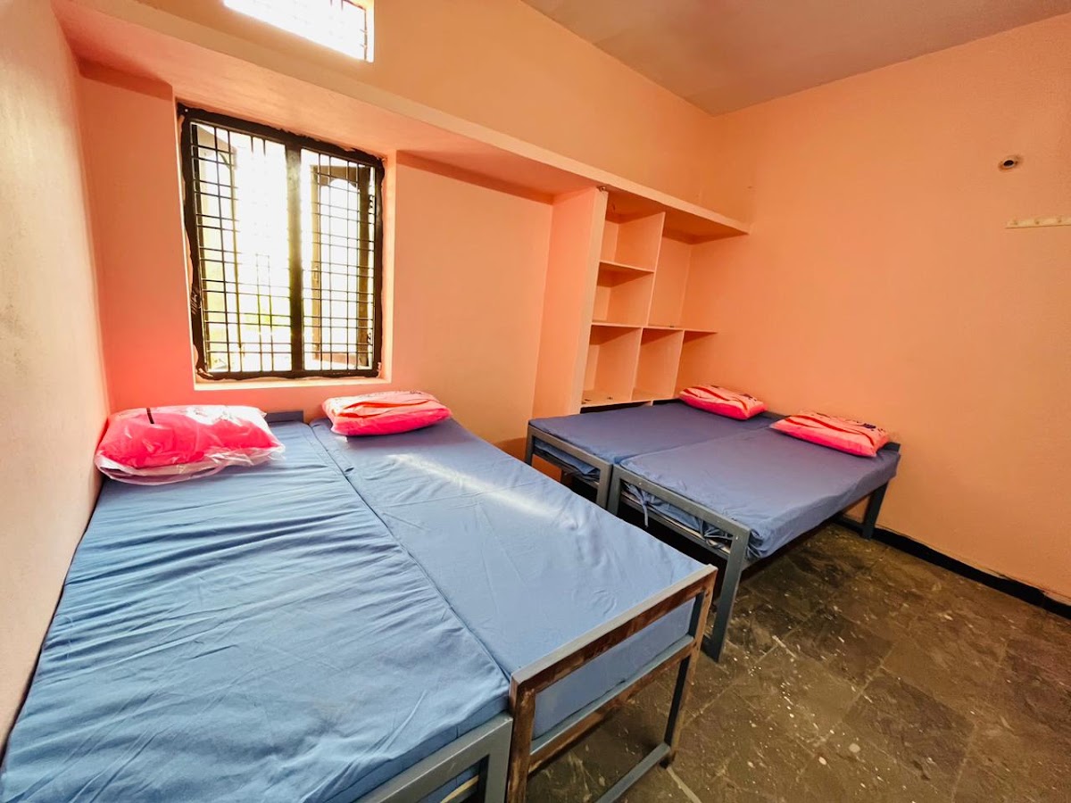 SHRIWIN PG HOSTEL – Co-ed in Hyderabad preview photo 1