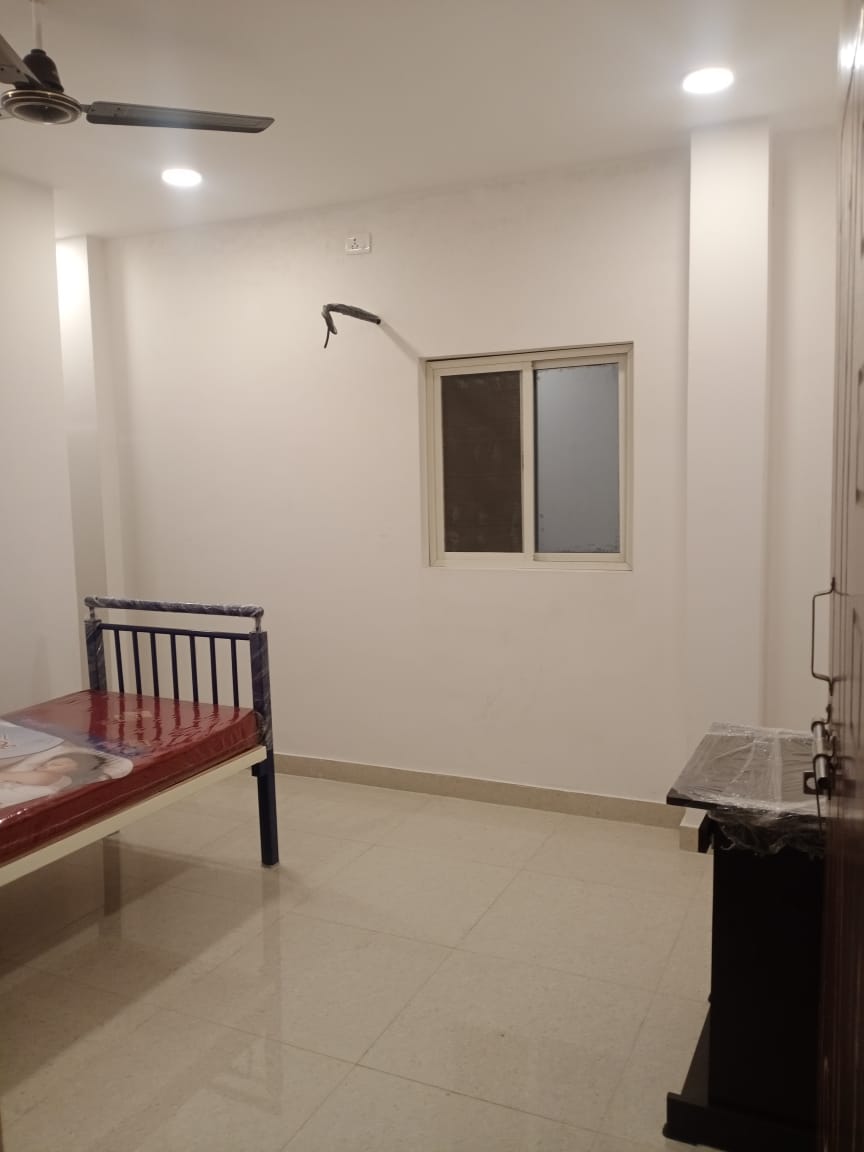 Zee Boys Hostel preview 1