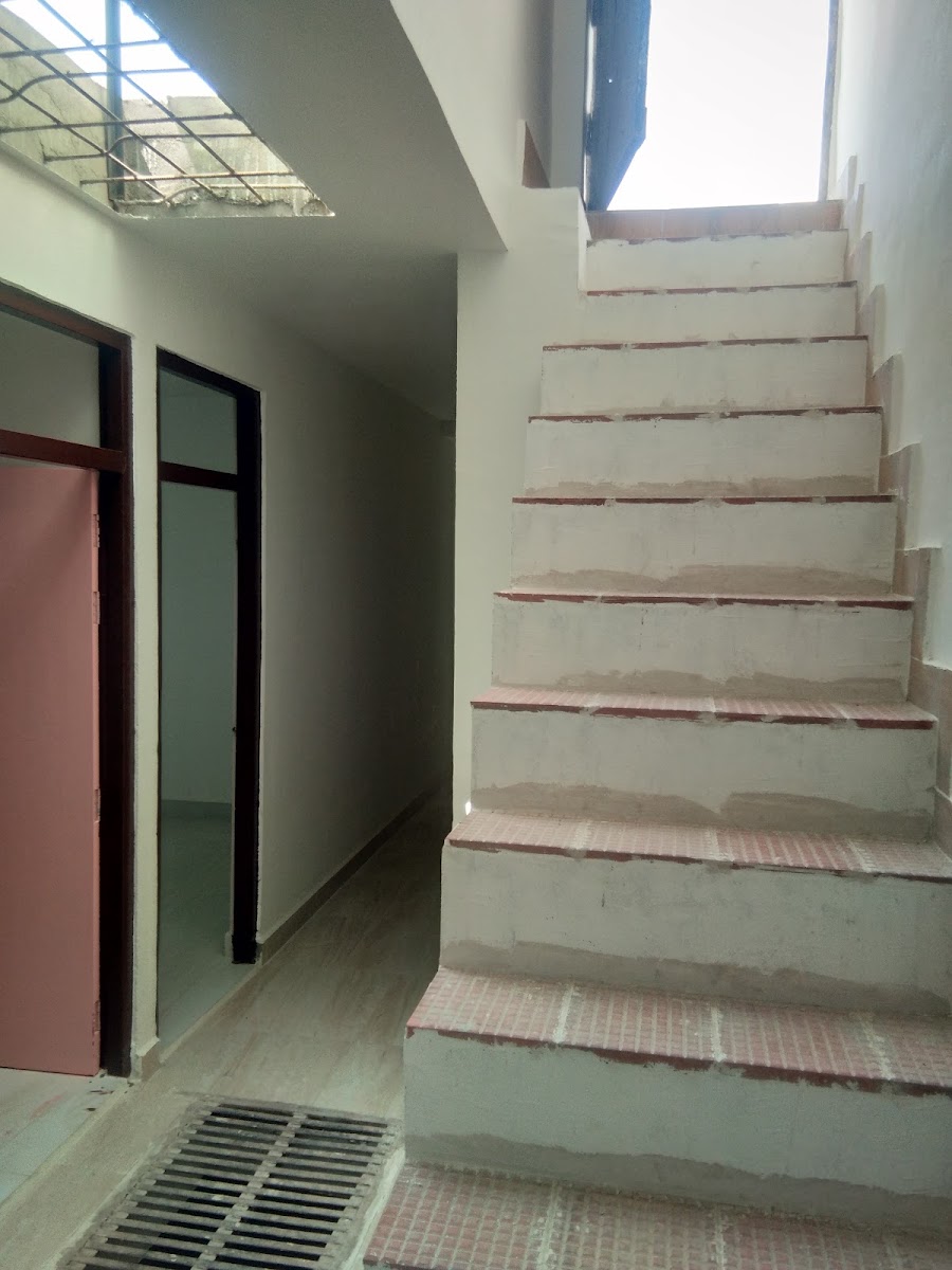 Pt K P Naroliya Girls and Women Hostel