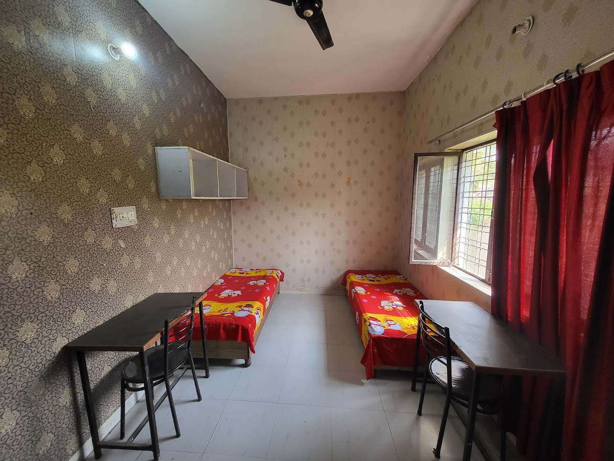 URBAN STAY :PG For Girls