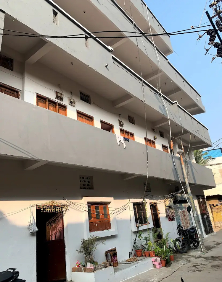 Shivoham boys hostel – Boys PG in Indore photo 1