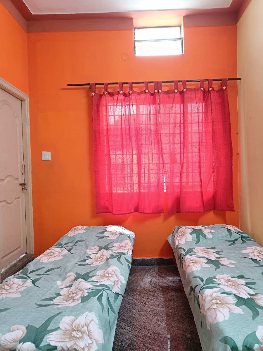 Mathrushree Paying guest for Men – Boys PG in Mysuru preview photo 1