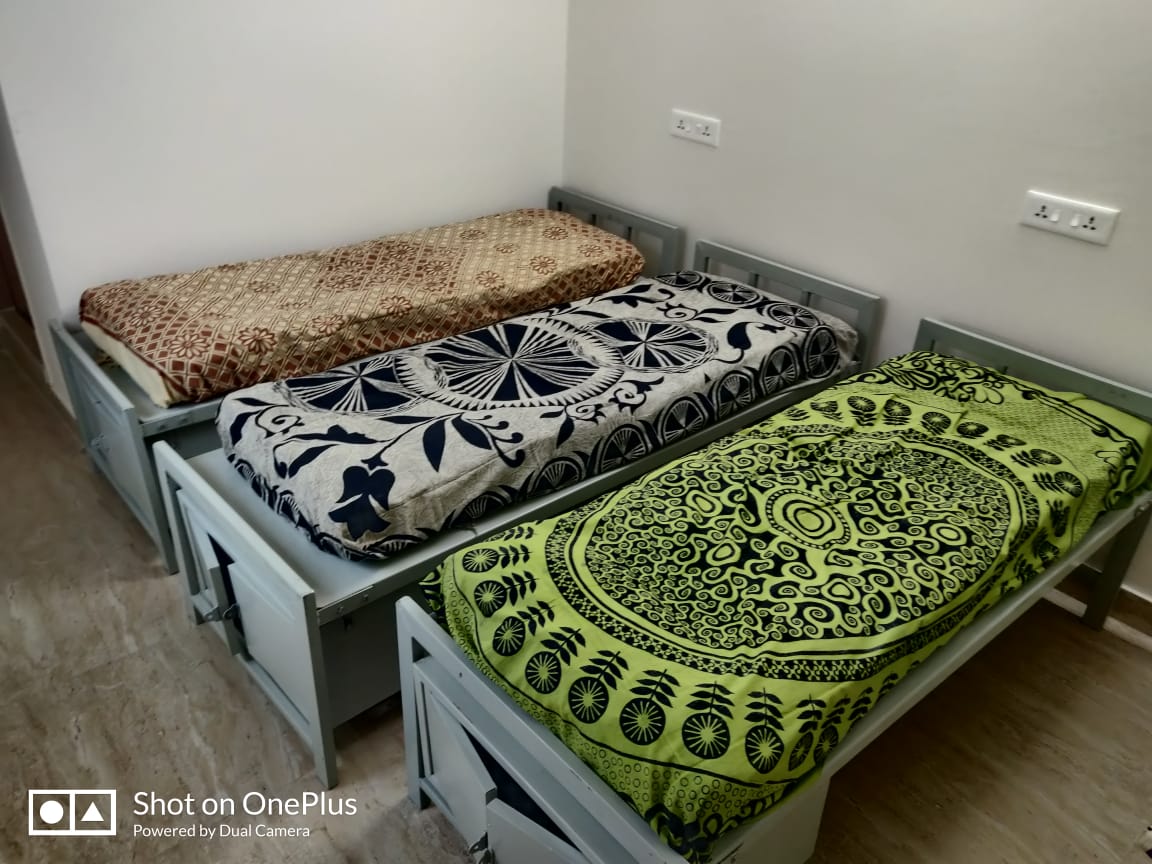 Sri Padmavati executive Girls Hostel – Girls PG in Hyderabad preview photo 1