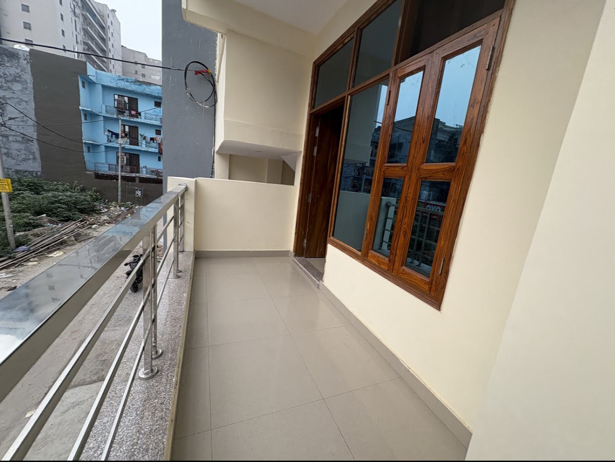 Sector 62 Boys PG (PGNoida.com)