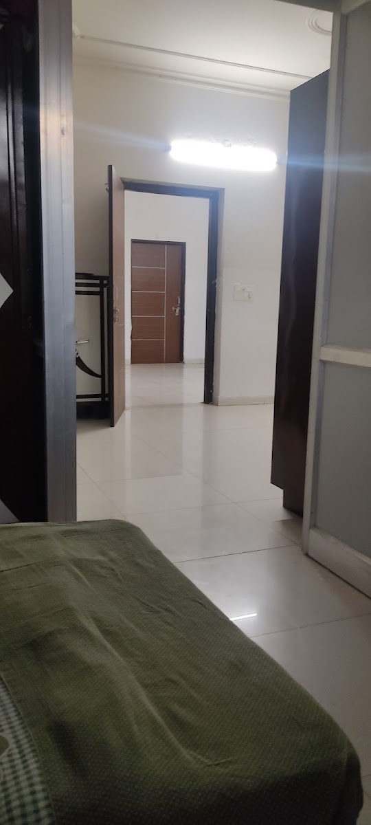 Radha Govind Boys Hostel preview 1