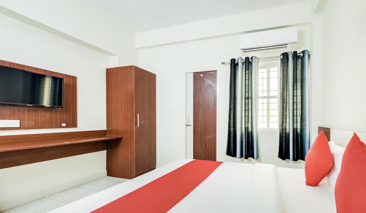 Nirmala Palace Boy's Hostel – Boys PG in Bhopal preview photo 1