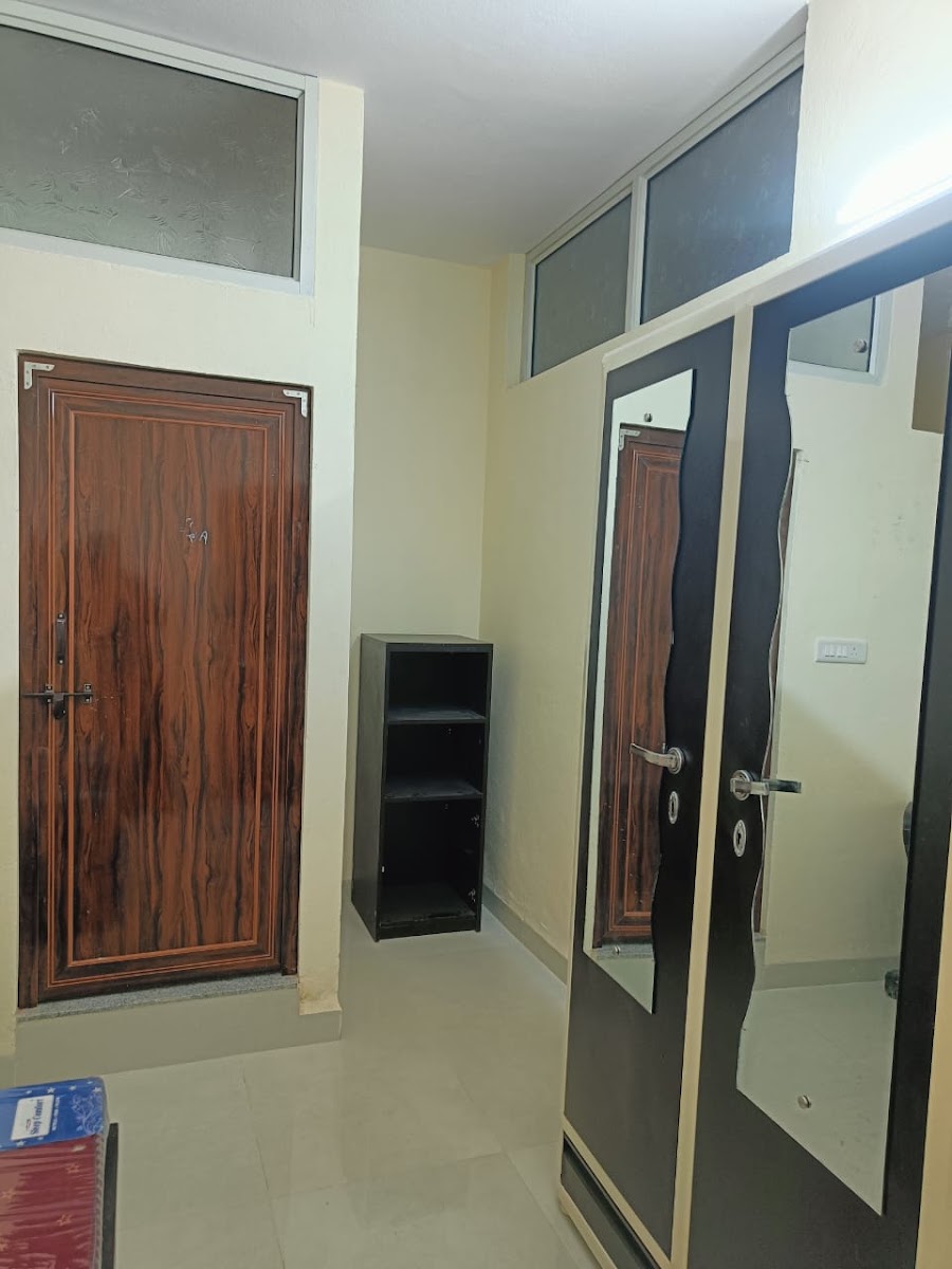 BR Girls Hostel Indore – Girls PG in Indore preview photo 1