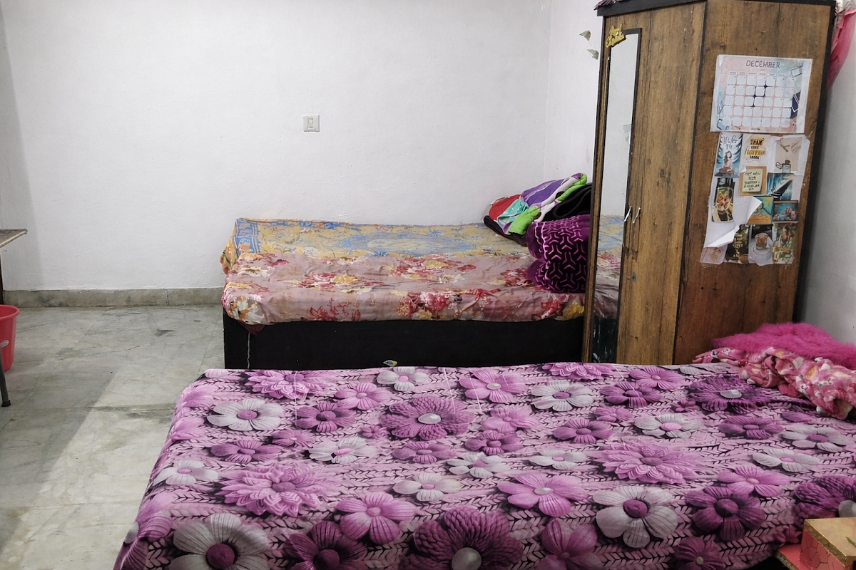 Girl's pg noida sector 22 preview 1