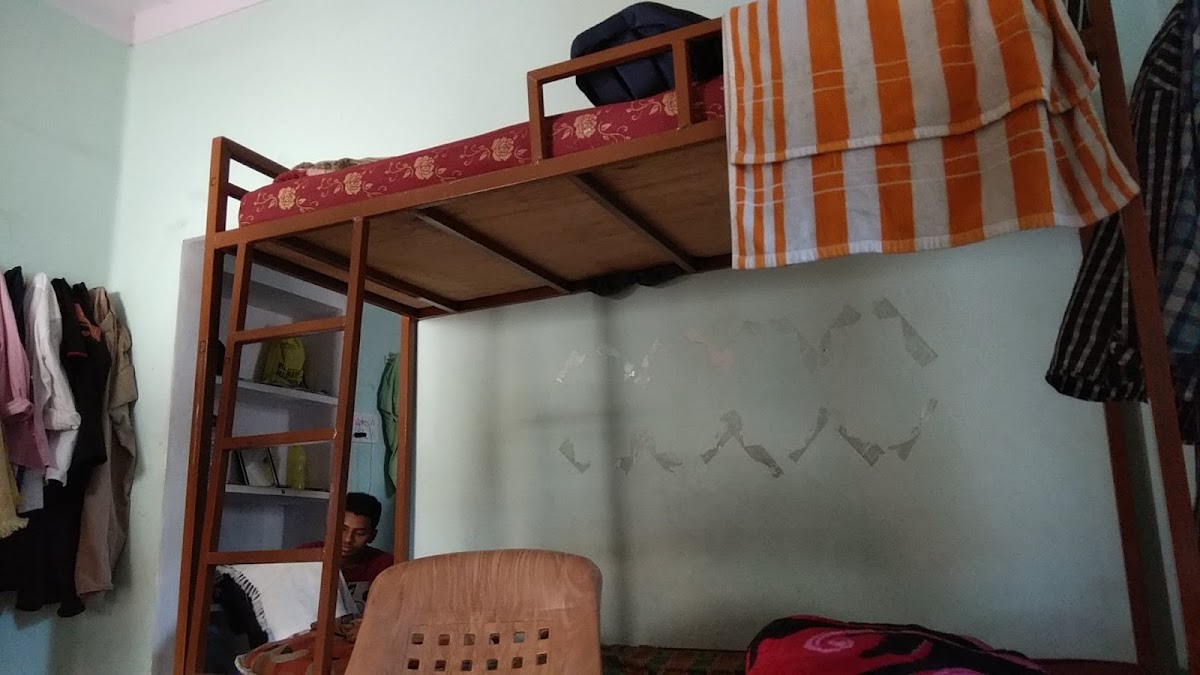 Xlent hostel preview 1