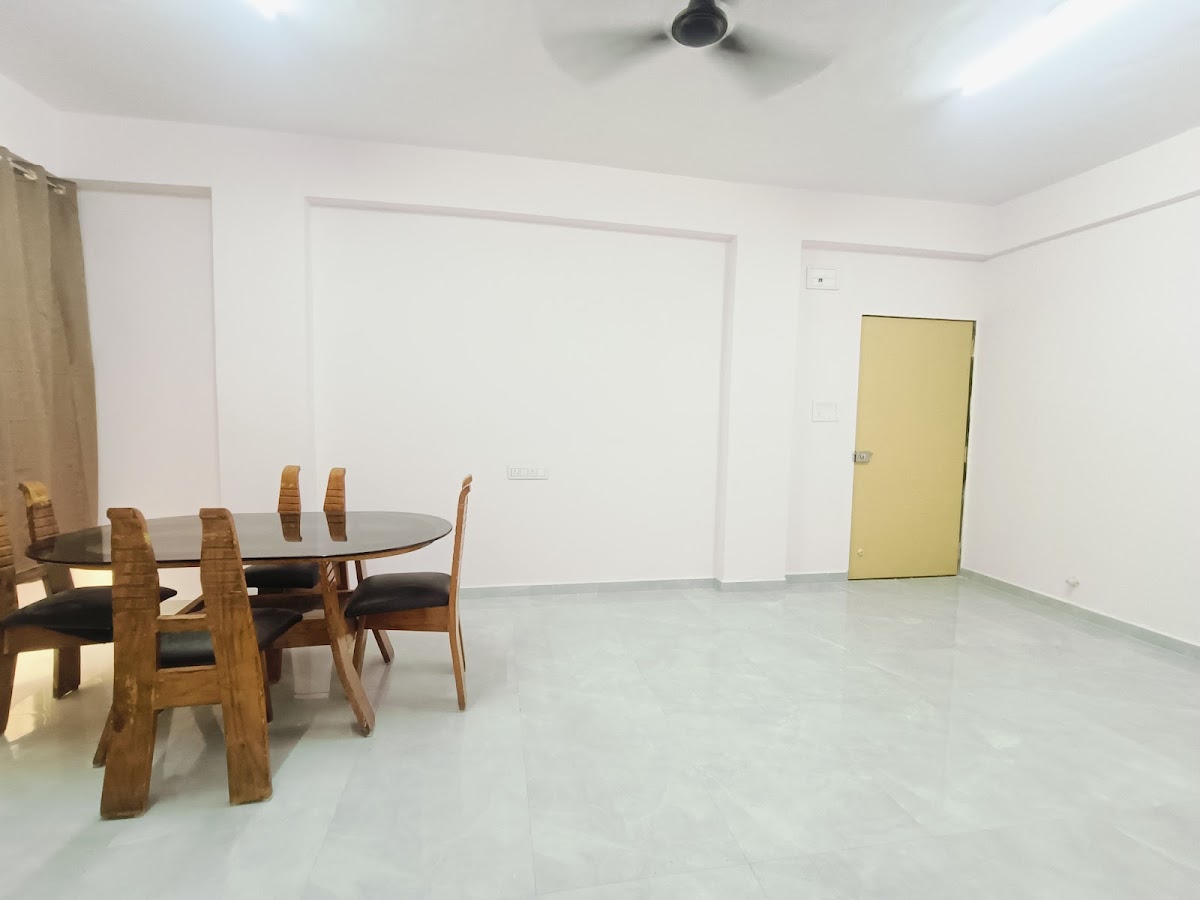 Surat Stay Girls PG – Girls PG in Surat preview photo 2