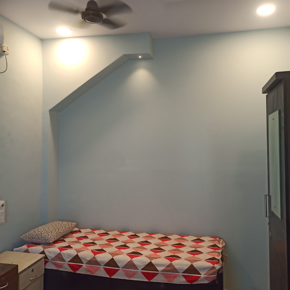 She Shelter Girls Pg Accommodation (girls only) – Girls PG in Mumbai preview photo 2