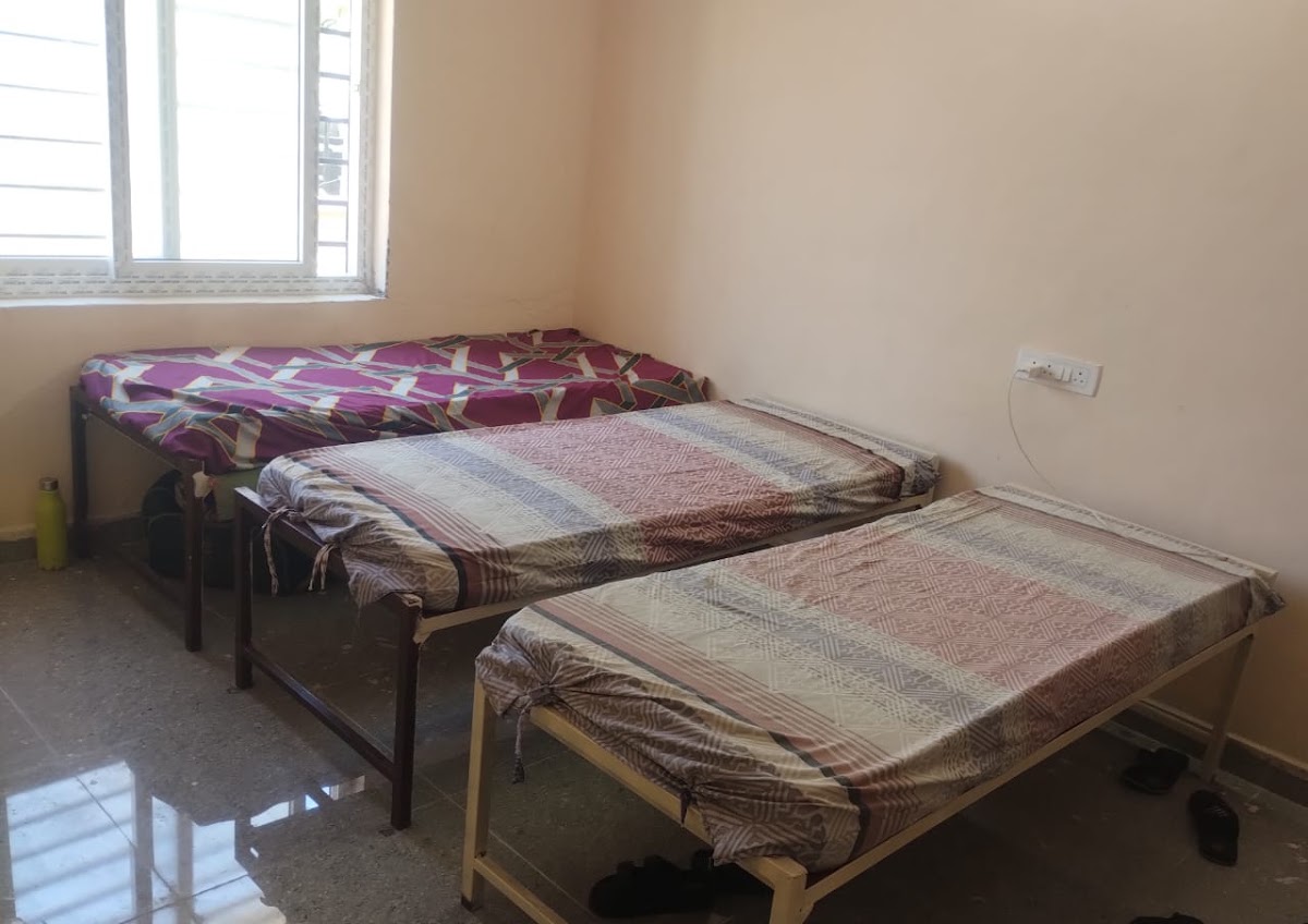 SS Boys Hostel – Boys PG in Visakhapatnam preview photo 1
