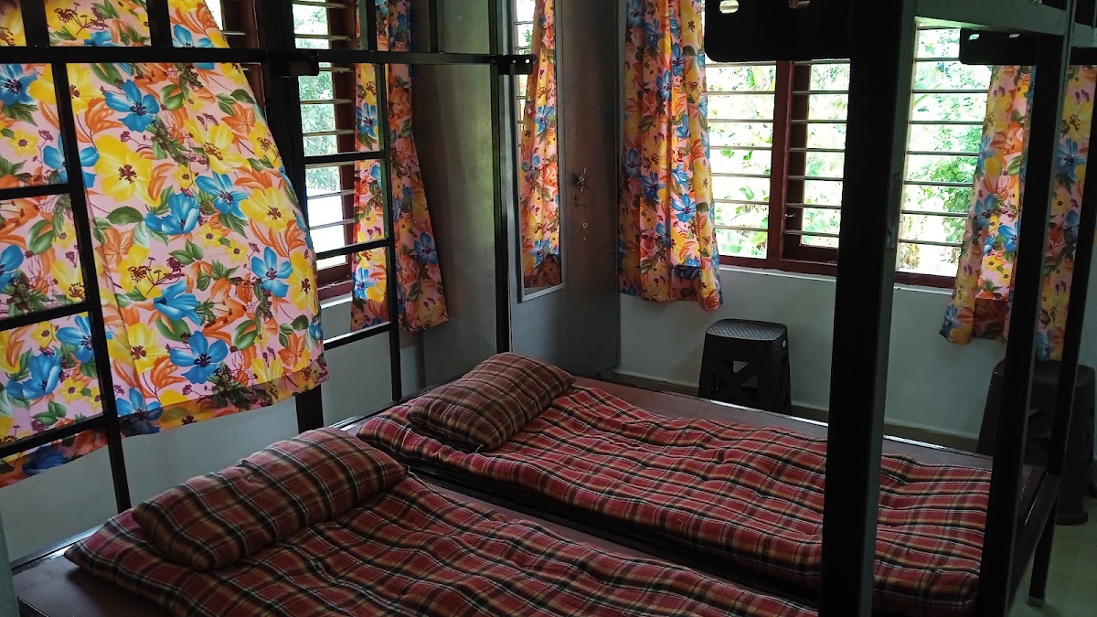 SELF COOKING PG Only for women – Girls PG in Kochi preview photo 1