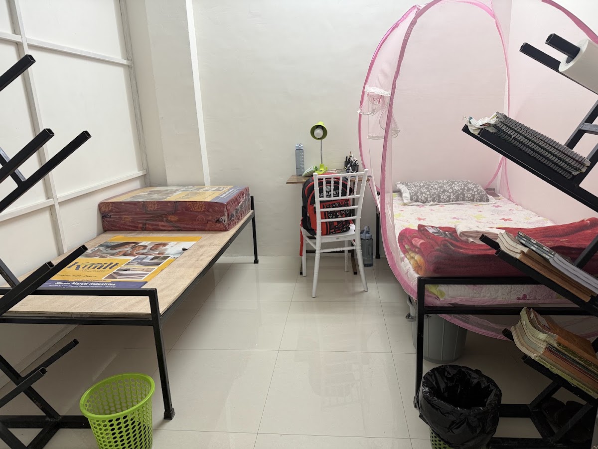 Safe Nest Girls Hostel For the Aspirants