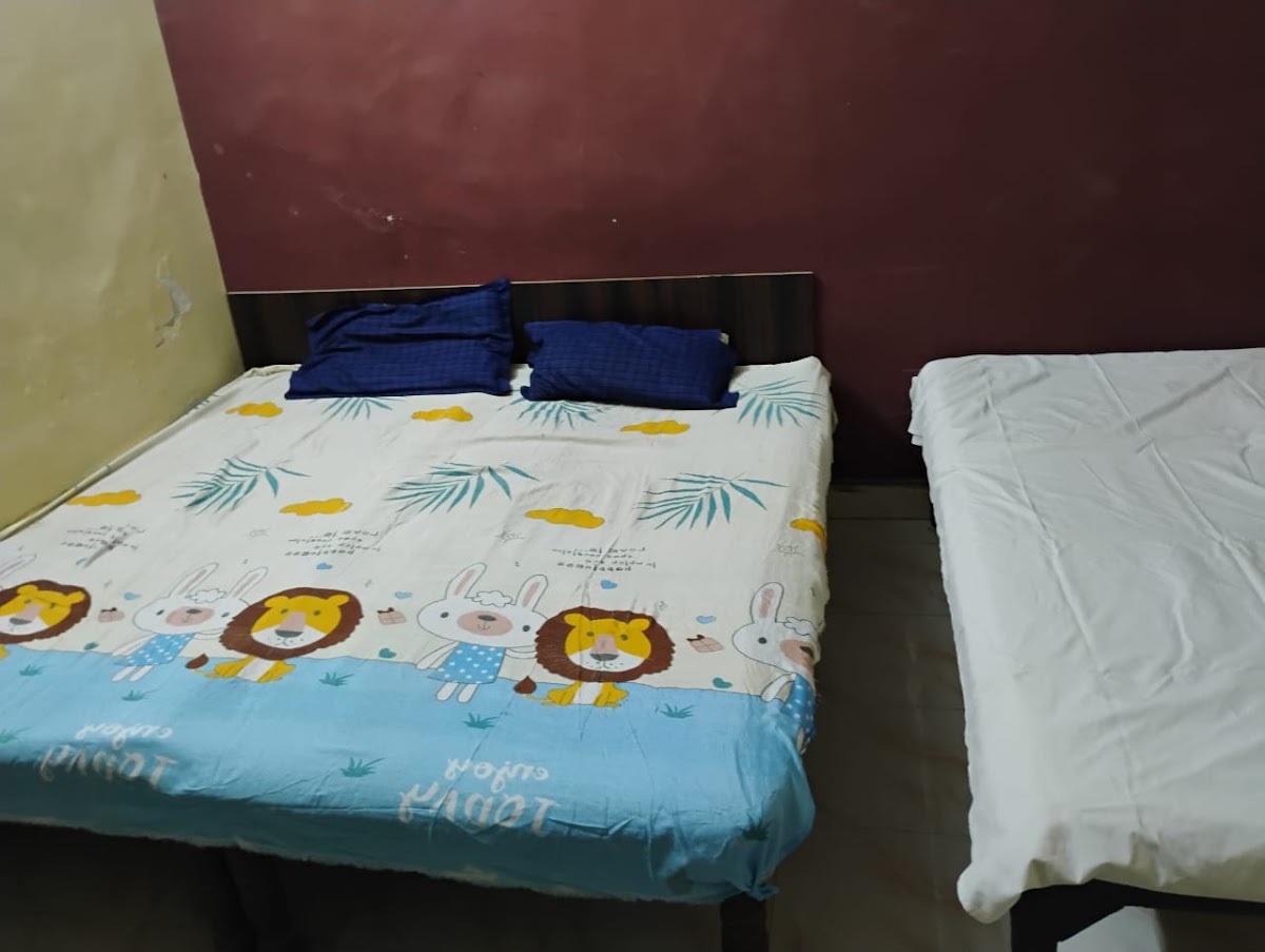 Shri Banke Bihari PG Boys Hostel – Boys PG in Gwalior preview photo 1