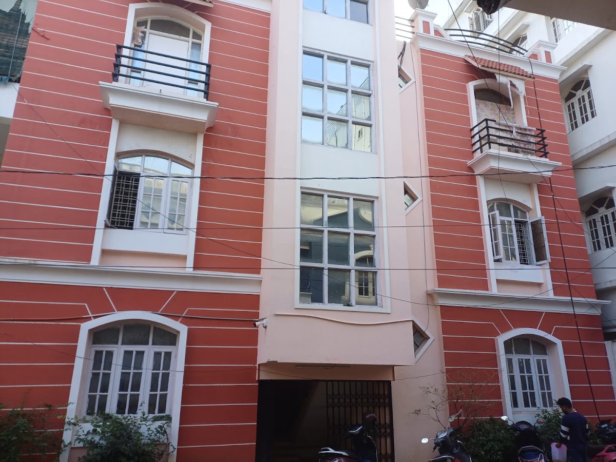Bhavani girls hostel – Girls PG in Hyderabad photo 1