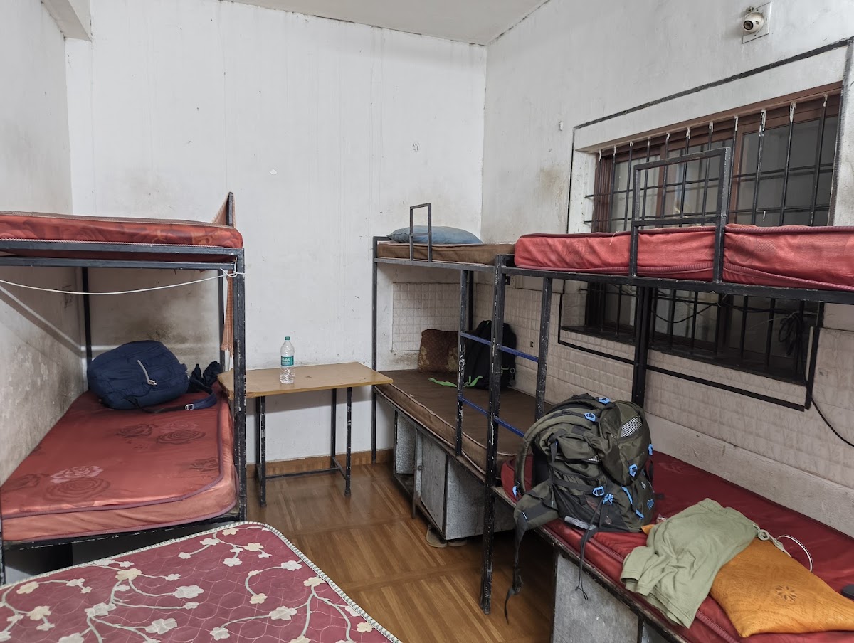Saerah Homes Gents Hostel, Edappally. Paying Guest Accommodation – Boys PG in Kochi preview photo 1