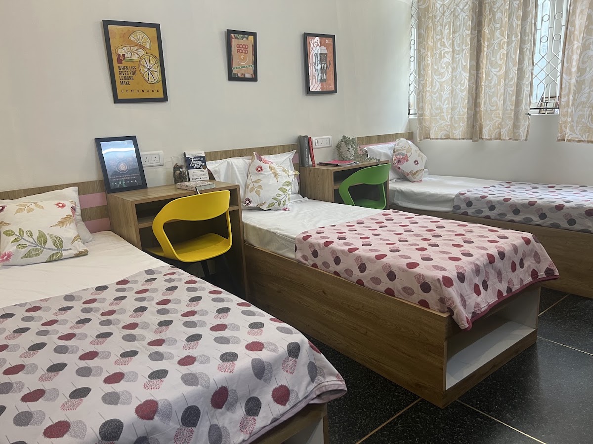 Nomads Ladies Pg Jayanagar | Pg for Ladies | Girls Hostel | Girls Pg preview 1