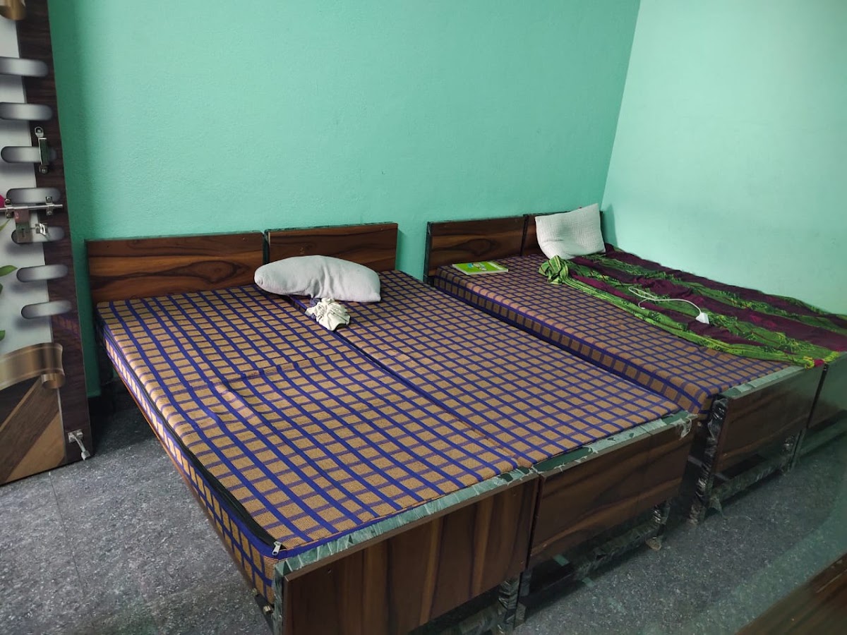 Sri Lakshmi Boys Hostel – Boys PG in Tirupati photo 1