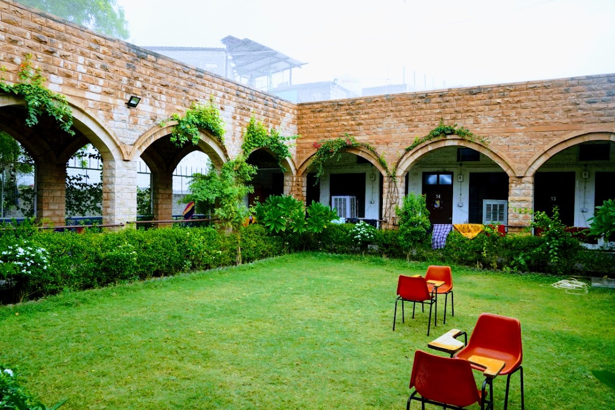Amarsthali Hostel & PG for Girls