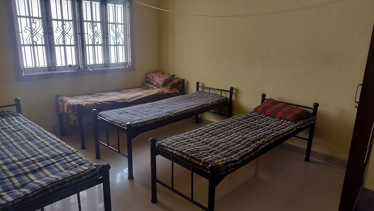 Bhavani Deluxe Boys Hostel preview 1