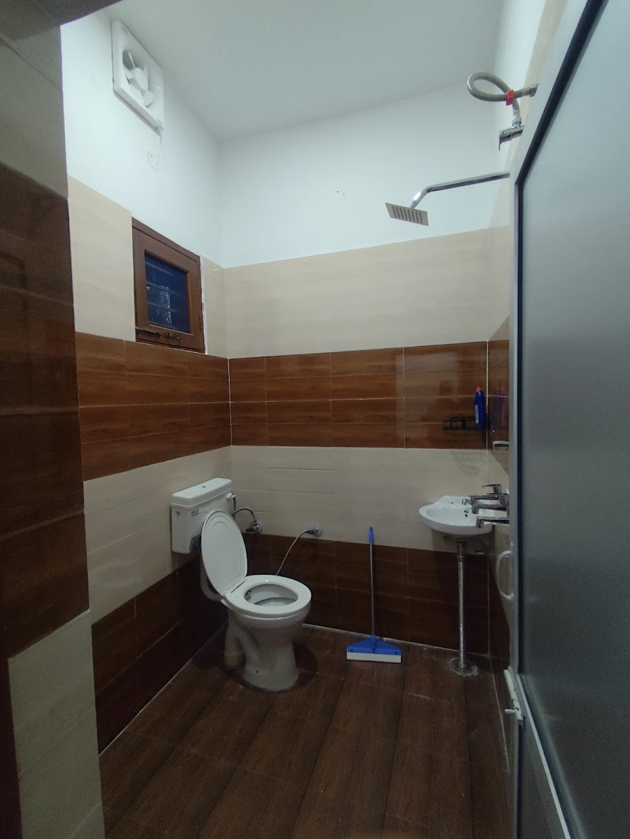 Mandiyal's PG rooms for CU Students preview 2