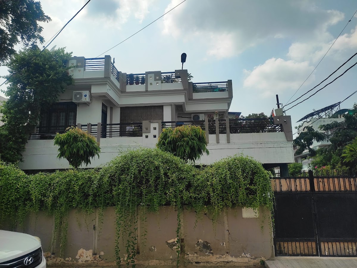 Nestoria Girls PG & Hostel | Best Girls Hostel in Prayagraj | Girls Hostel in Prayagraj | Girl Hostel & PG – Girls PG in Prayagraj photo 1