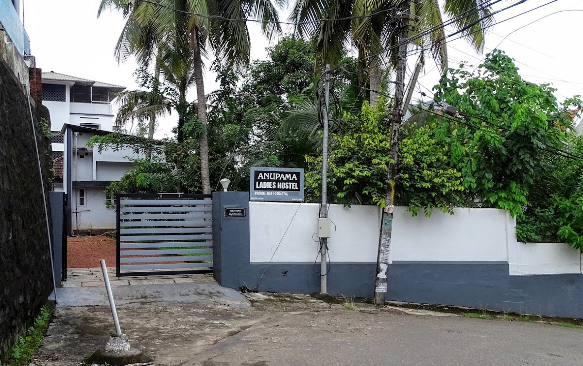 Anupama Ladies Hostel – Girls PG in kottayam preview photo 2