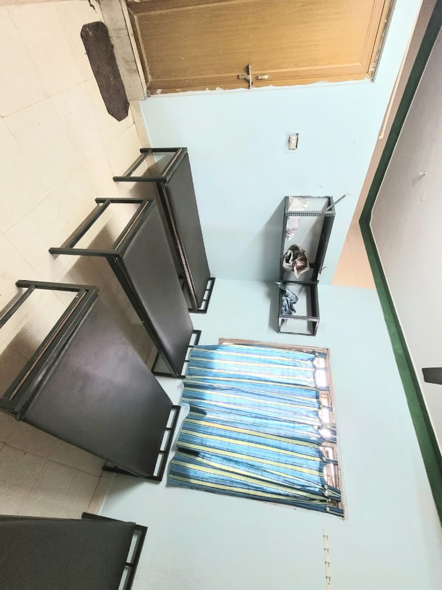 Sri Lahari Ladies Hostel – Girls PG in Visakhapatnam preview photo 1