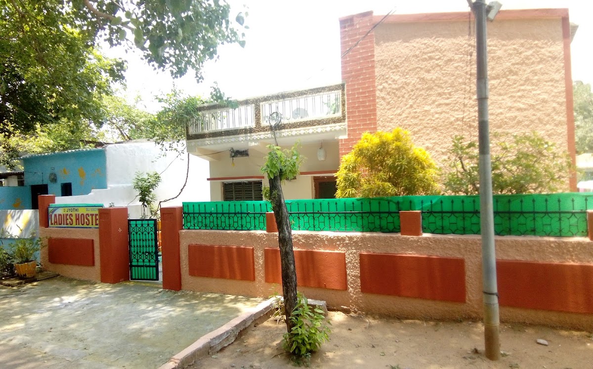 Jyothi Ladies Hostel – Girls PG in Warangal preview photo 2