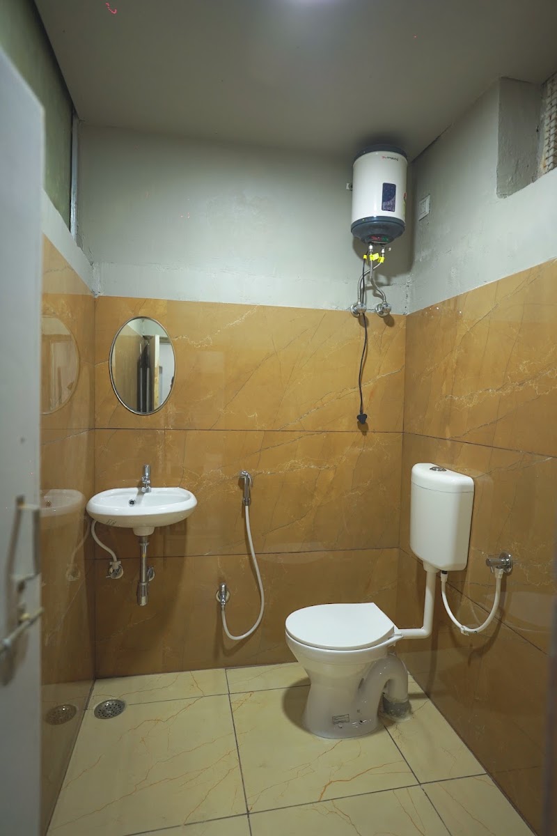 Sia’s Nest, Luxe girls’ hostel – Girls PG in Bhopal preview photo 2