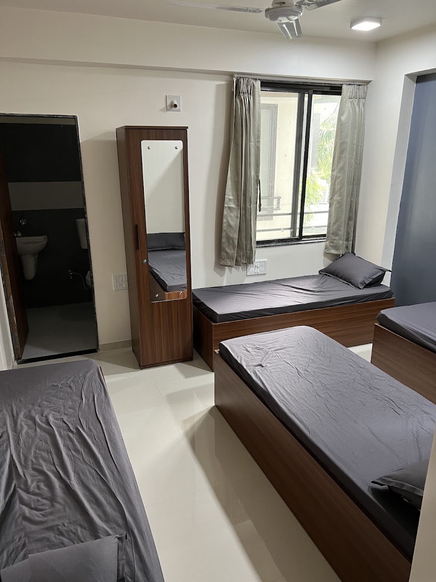 SHIV SHANKAR BOYS PG & HOSTEL preview 1
