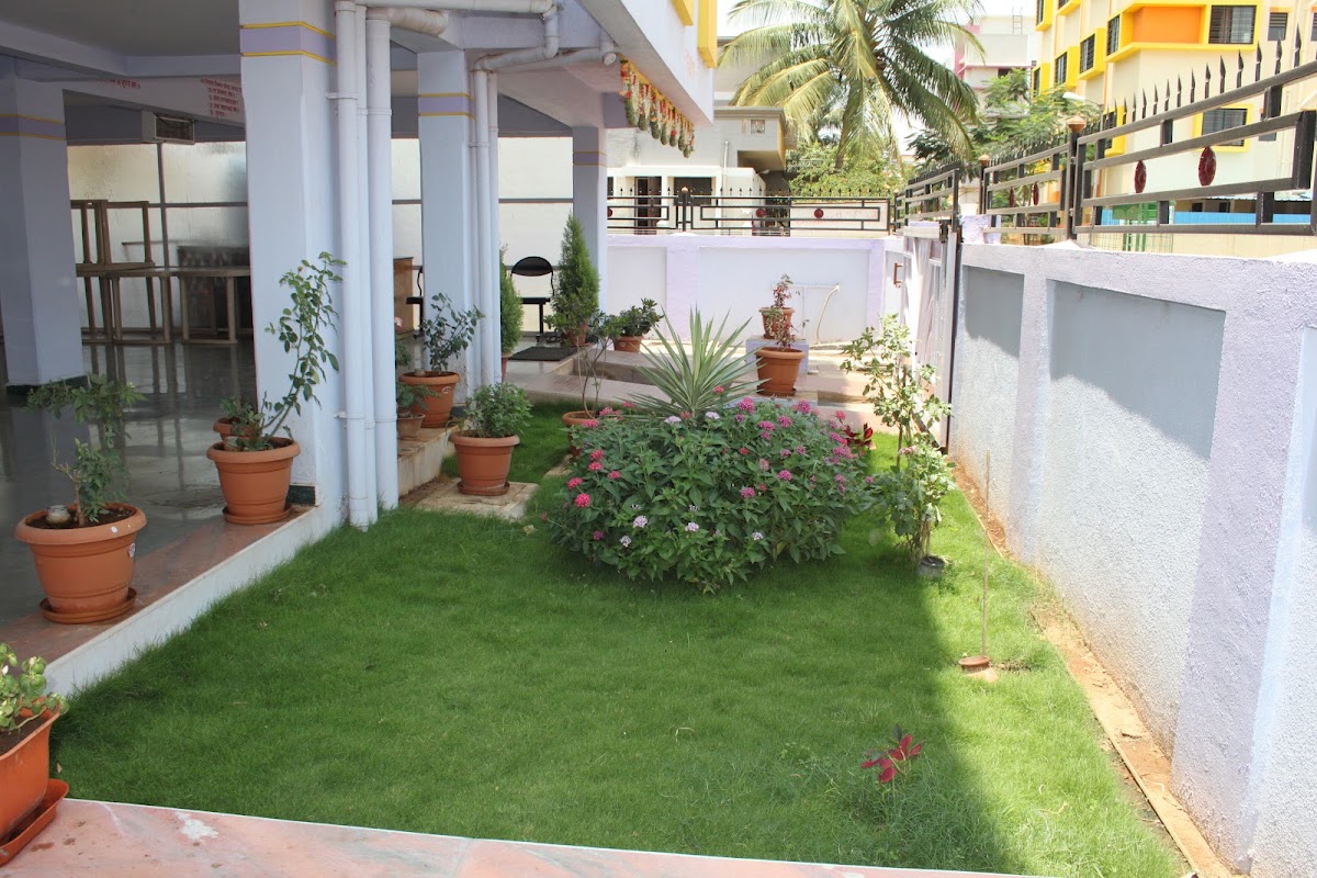 The 'V' Residency ' Ladies Students Hostel