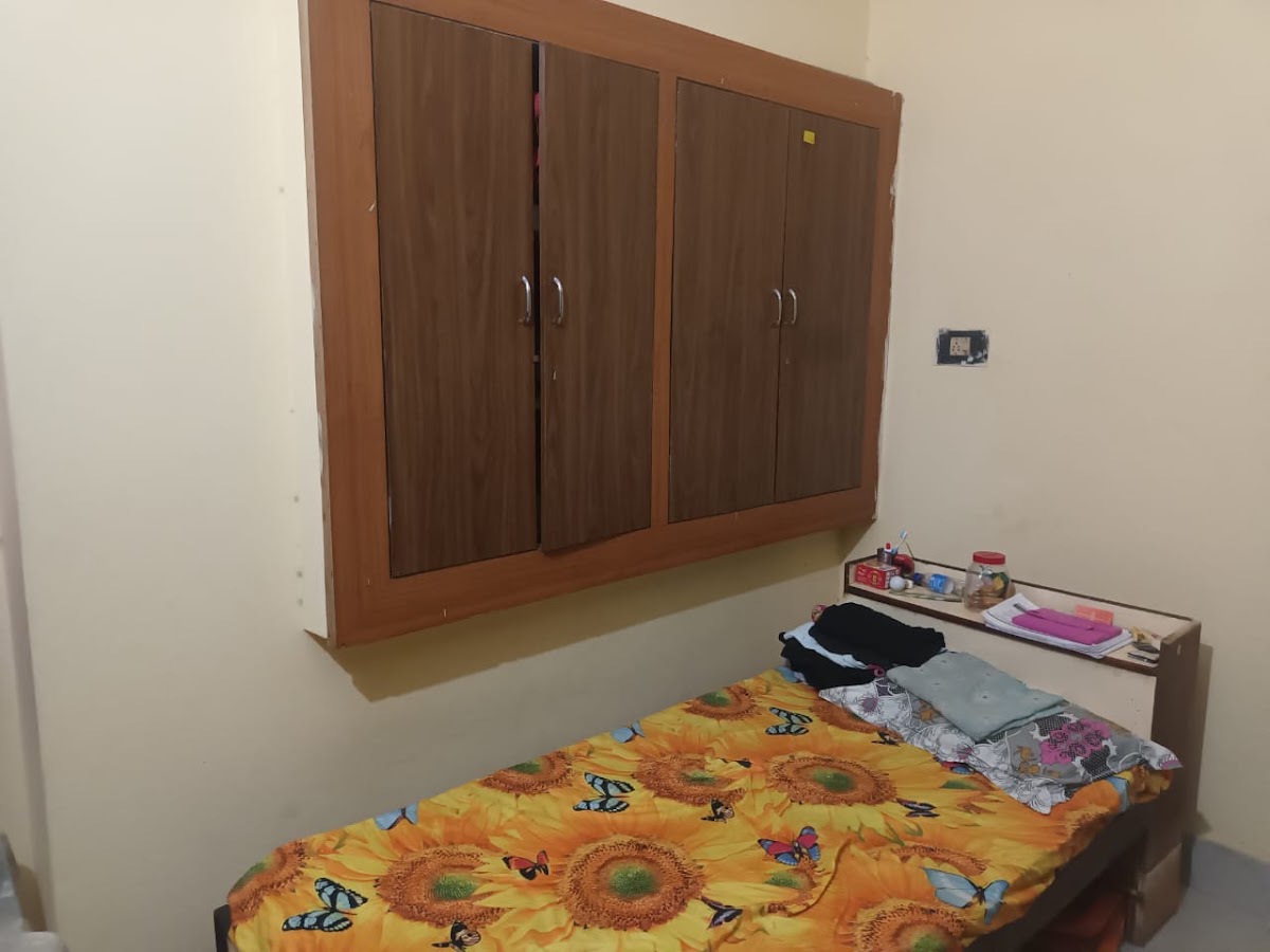 Asha Nikaten Girls PG – Girls PG in Varanasi preview photo 2