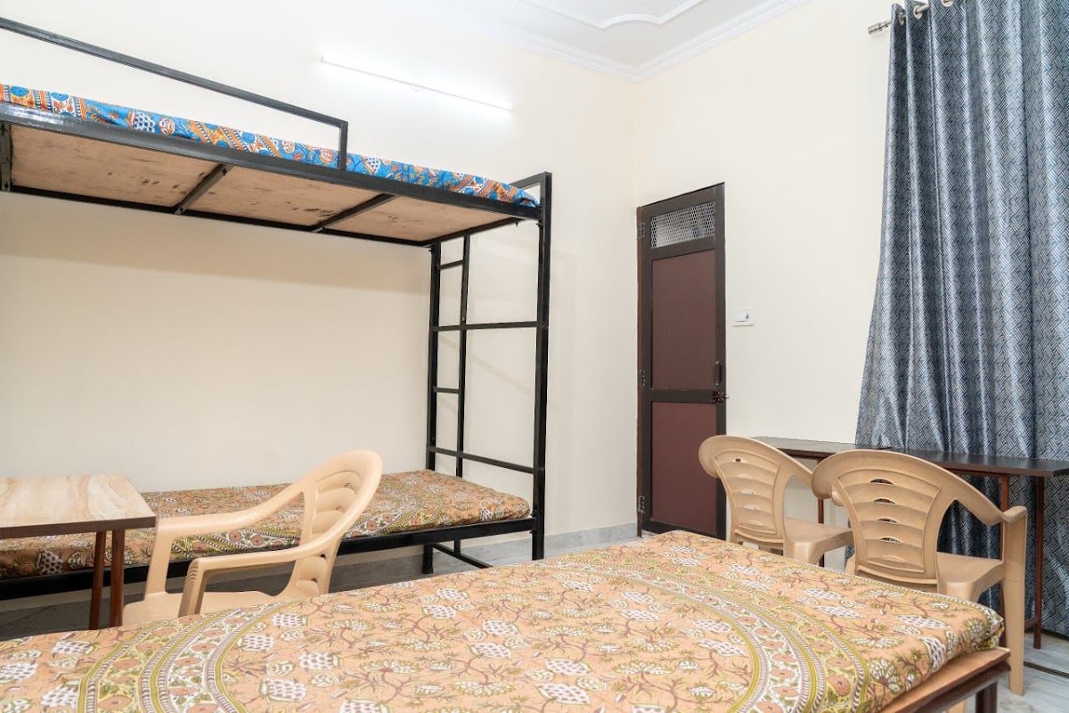 Ashirwad Jain PG & guest house preview 1