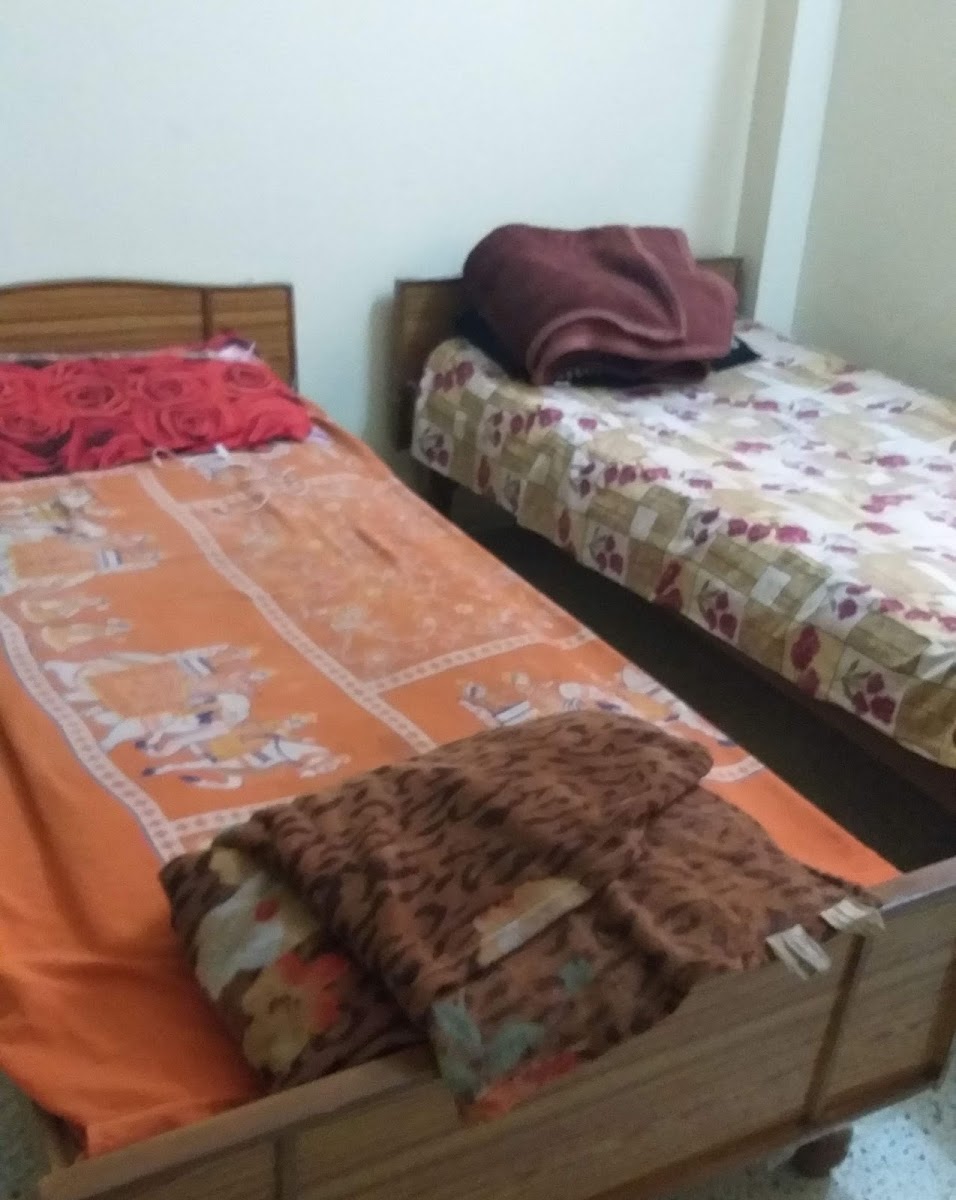 RR Nest - Luxury PG for women (Girls Hostel) preview 1
